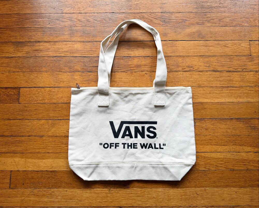 VANS ‘Off The Wall’ Zippered Canvas Tote (NWOT)
